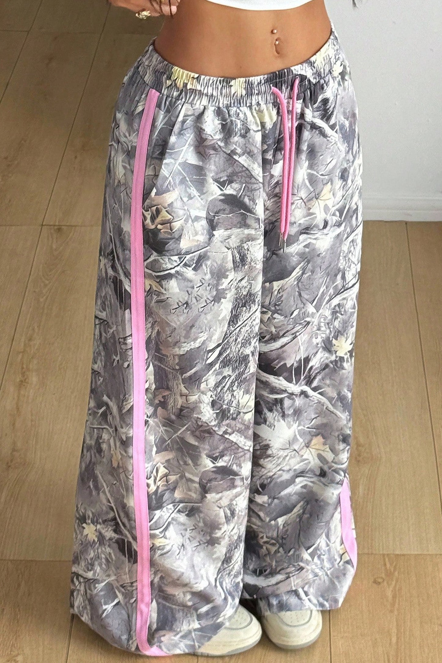 Camo Gray Woodland Print Color Block Detail Drawstring Wide Leg Sweatpants