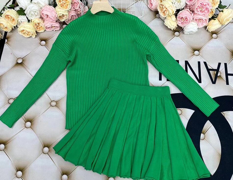 Women Skirt Sets Autumn Striped Round Neck Knitted Sweater High Waist Mini Pleated Skirt Two Piece Sets Fashion